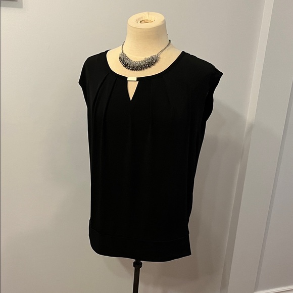 😍SHOW SPECIAL - GEORGE Black Stretch Top with Silver Bead at Neck Size Large - Picture 2 of 8